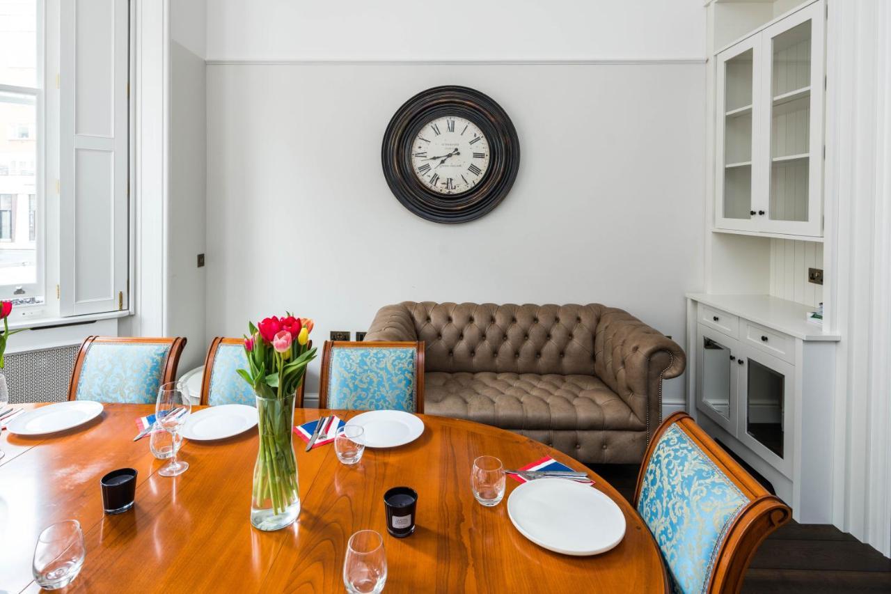4 Bedroom House Up To 10 People At Heart Of Kensington And Chelsea 런던 외부 사진